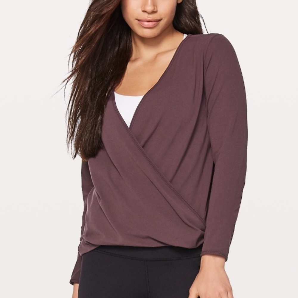 Lululemon top